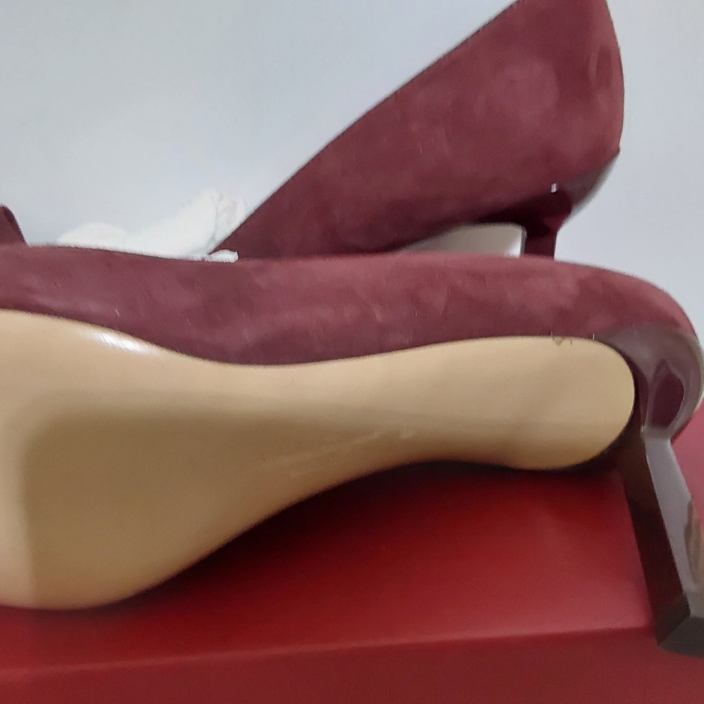 Salvatore Ferragamo Dark Maroon Suede Bow Pumps - Picture 11 of 16
